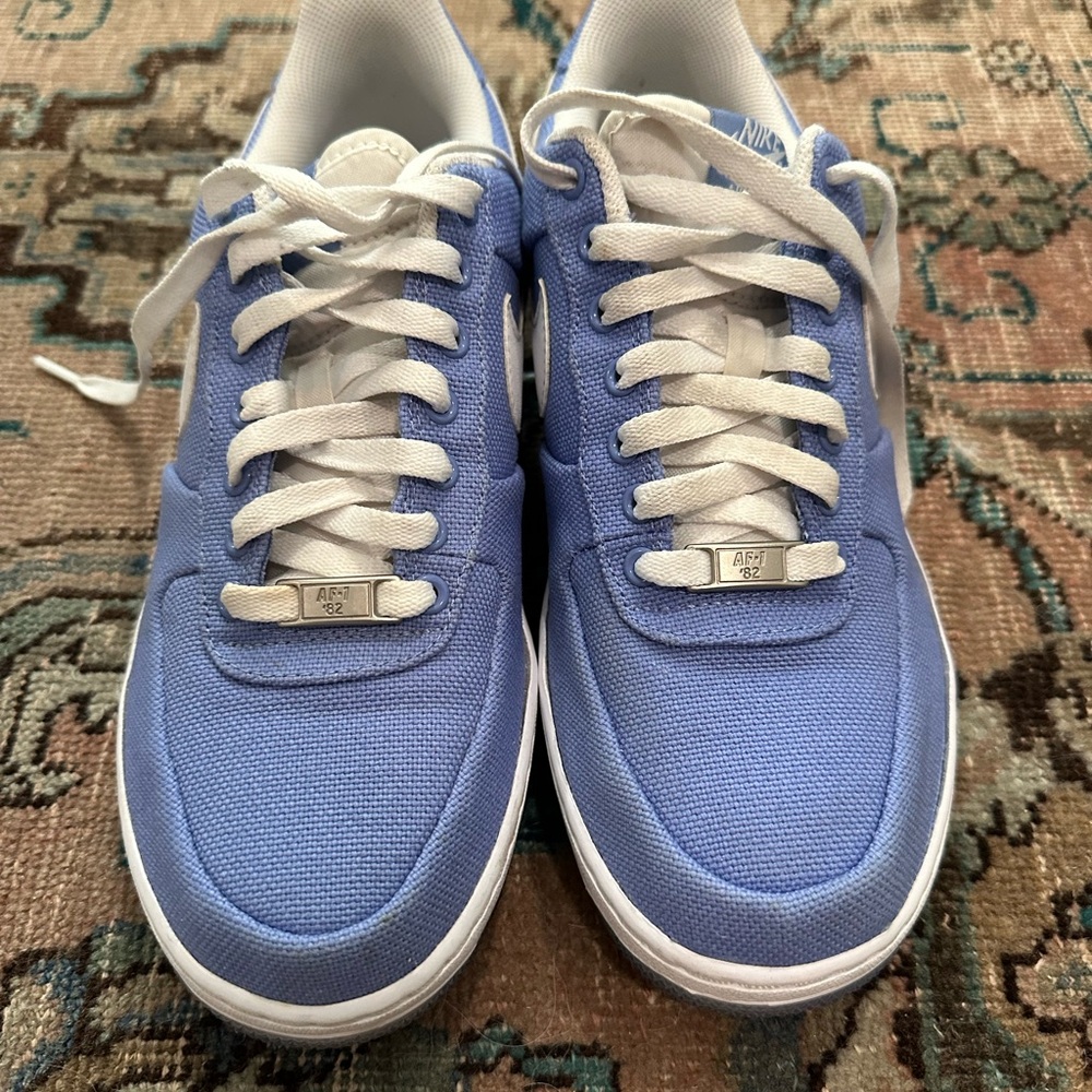 Nike Air Force 1 sneakers